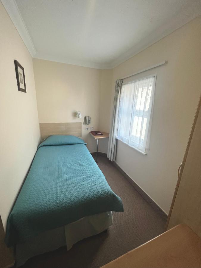Eastbourne Riviera Hotel Екстер'єр фото